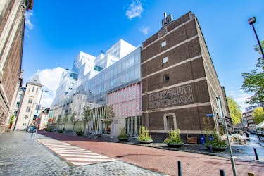 Discover Rotterdam in 90 minutes with a local
